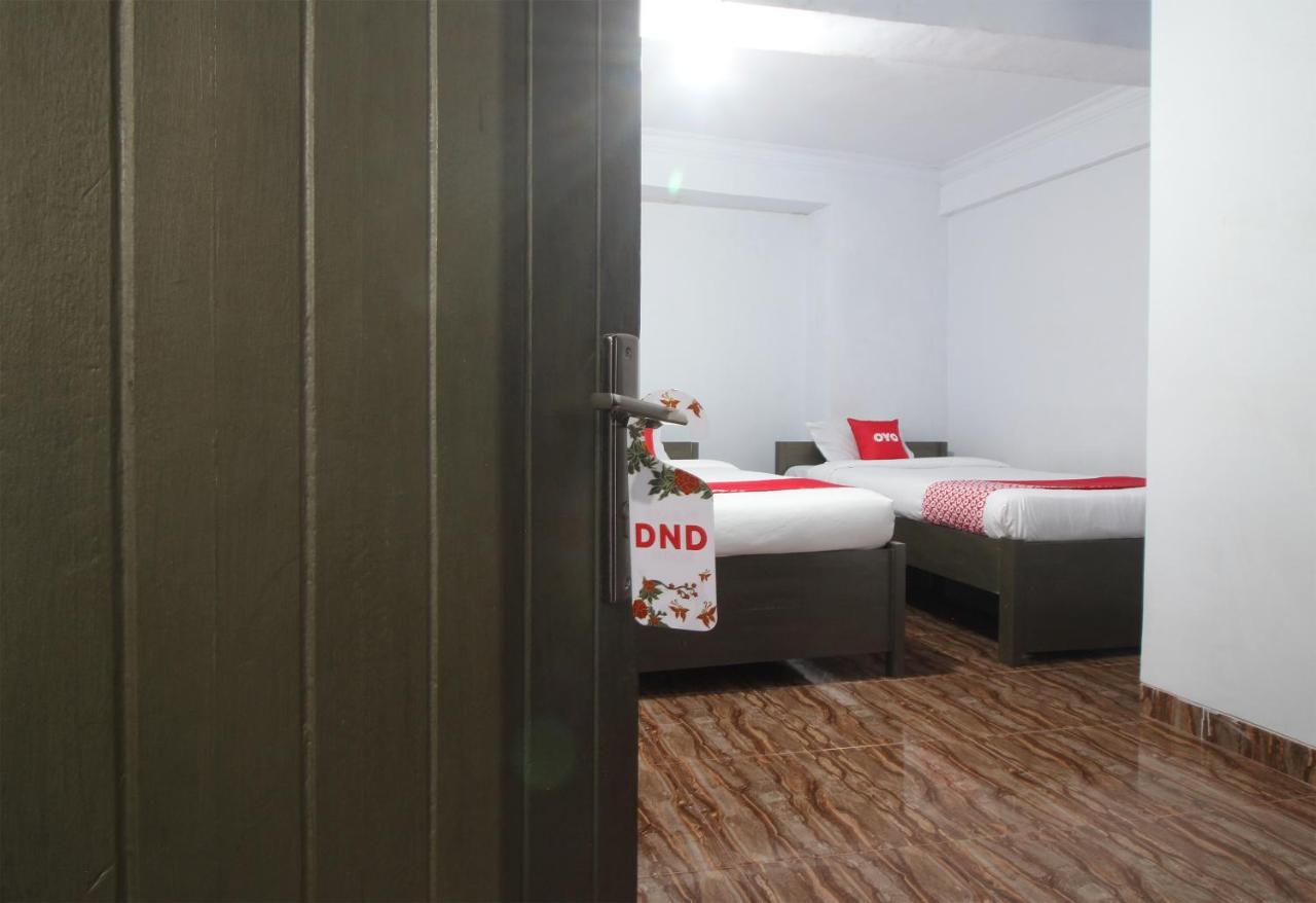 Oyo 2176 Amanah Syariah Residence Bandar Lampung Buitenkant foto
